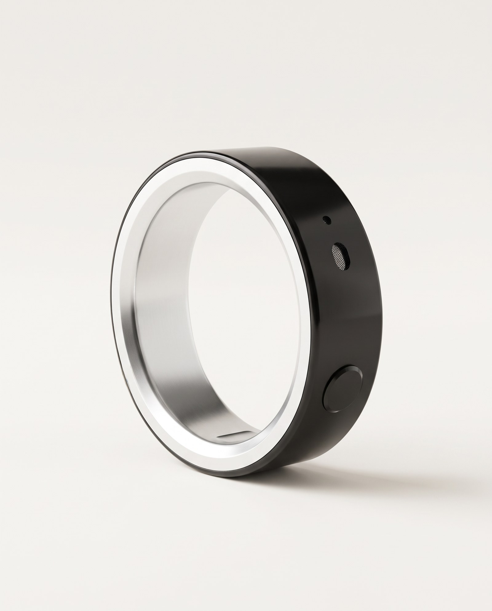 KI-Notizring – Ring an der Hand, Makro
